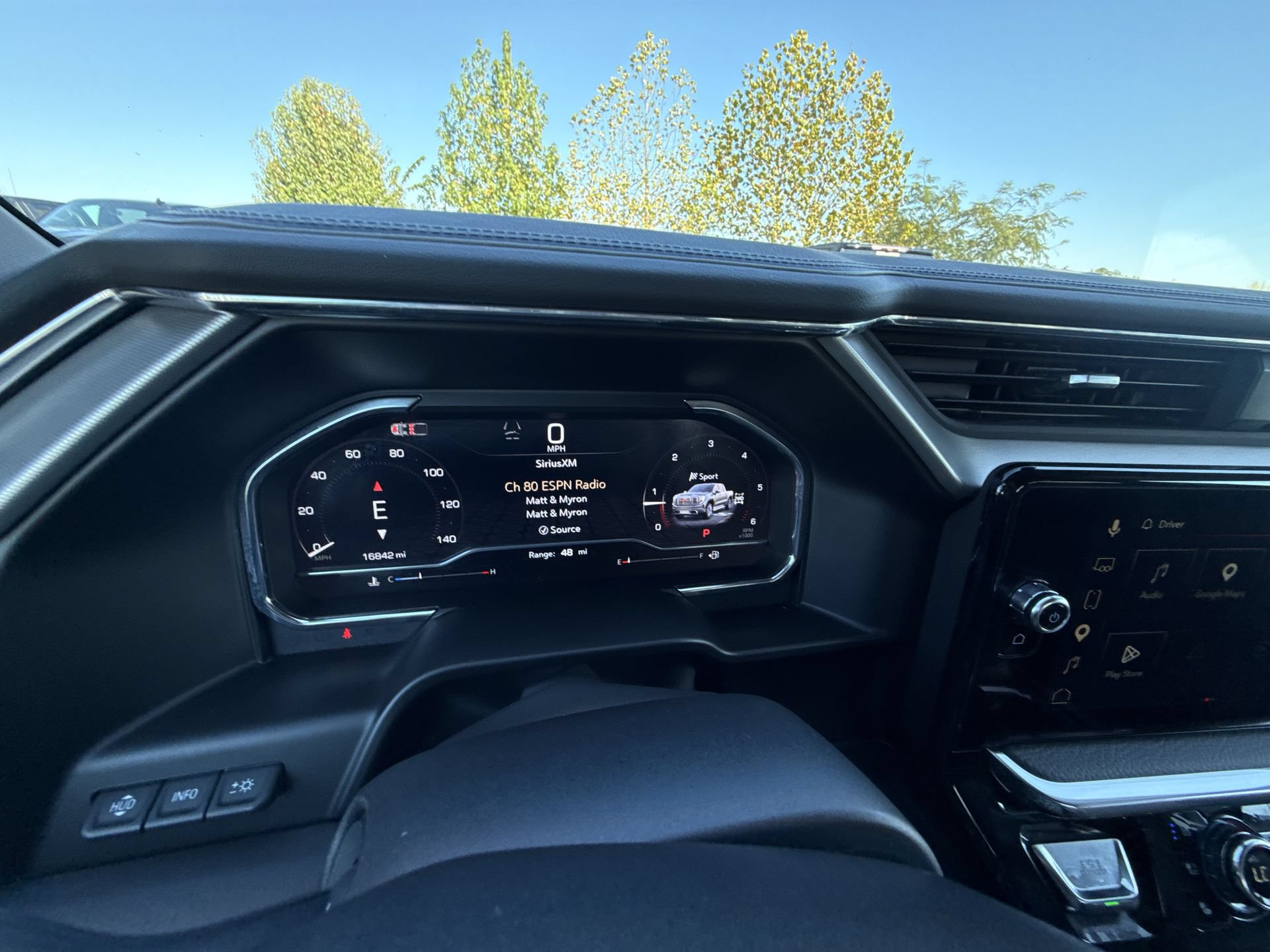 Certified 2025 GMC Sierra 1500 Denali w/ Technology Package AWD/4WD image 18