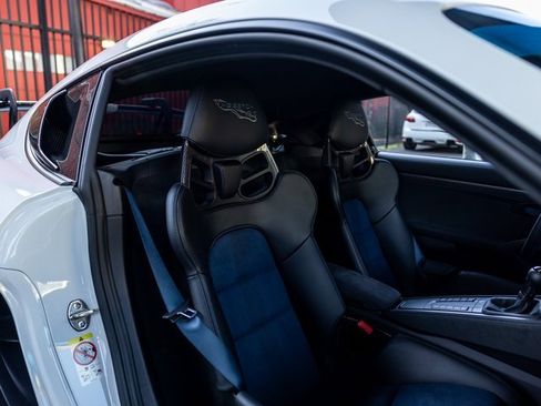 Used 2025 Porsche 718 Cayman GT4 RS w/ Weissach Package image 36