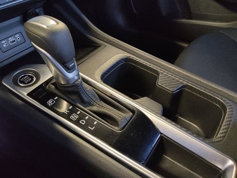Used 2025 Nissan Sentra SV FWD image 26