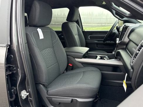 New 2026 RAM 3500 Big Horn AWD/4WD image 29