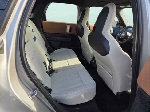 Certified 2025 MINI Cooper Countryman S AWD/4WD image 17