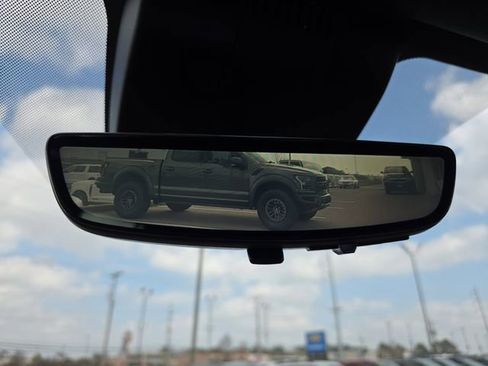 Used 2024 Chevrolet Tahoe High Country image 28