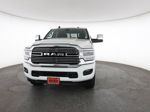 Used 2024 RAM 2500 Laramie AWD/4WD image 4