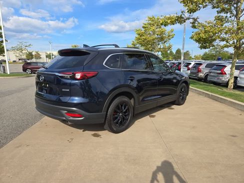 Used 2022 MAZDA CX-9 Touring w/ Touring Premium Package image 4