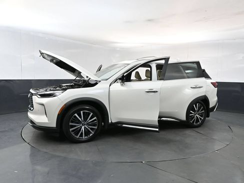 Used 2025 INFINITI QX60 Sensory w/ Vision Package AWD/4WD image 27