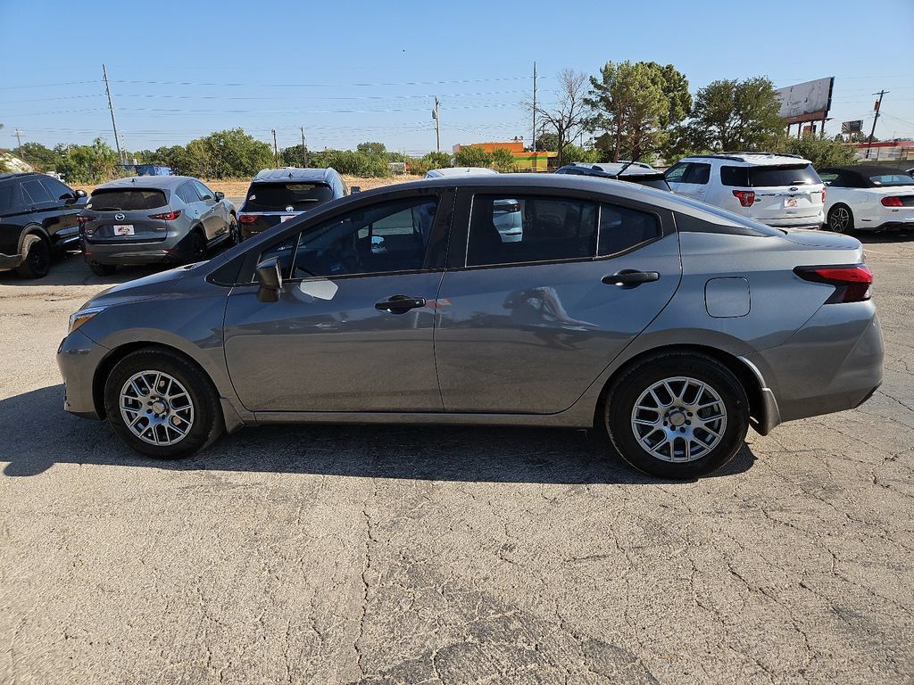 Used 2025 Nissan Versa S FWD image 6