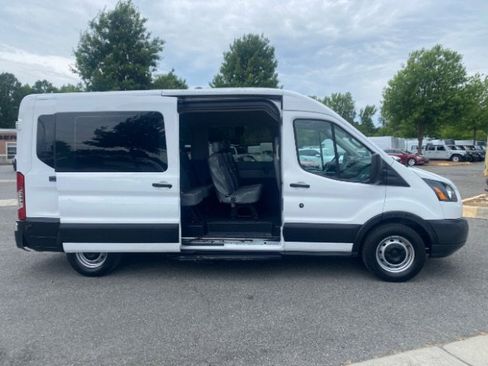 Used 2017 Ford Transit 350 XL RWD image 4