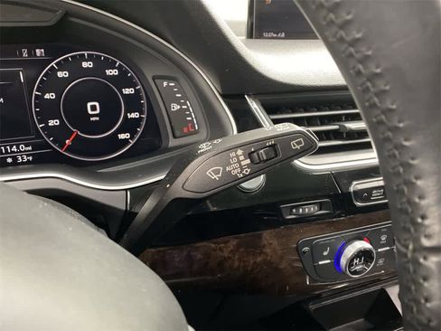 Used 2017 Audi Q7 3.0T Premium Plus image 22