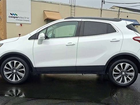 Used 2020 Buick Encore Essence image 5