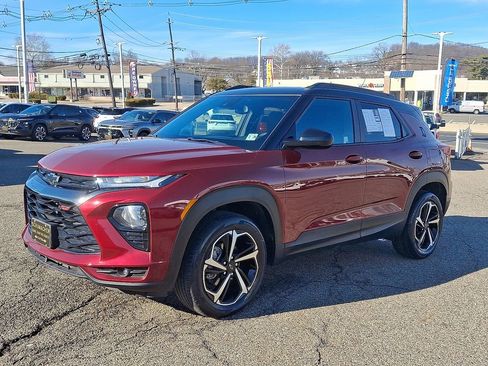 Used 2023 Chevrolet TrailBlazer RS w/ Convenience Package image 3