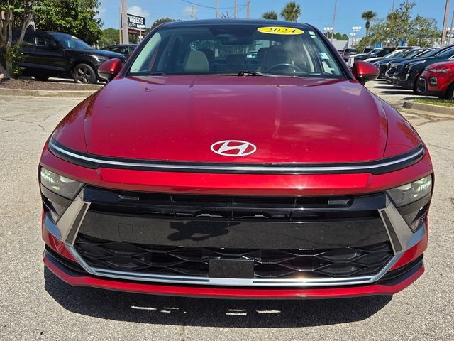 Used 2024 Hyundai Sonata SEL w/ Convenience Package FWD image 3