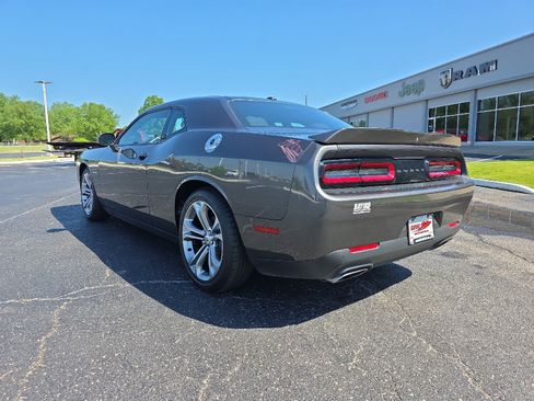 Used 2021 Dodge Challenger R/T image 7