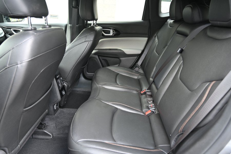 Used 2024 Jeep Compass Limited AWD/4WD image 16