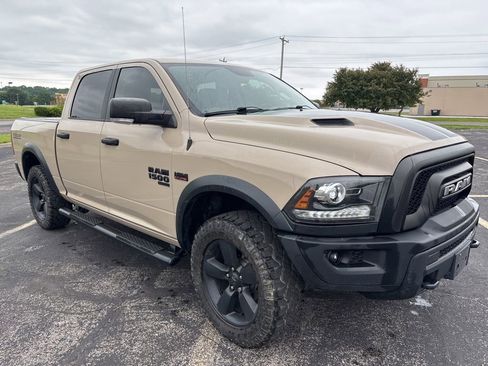 Used 2019 RAM 1500 Classic Warlock AWD/4WD image 3