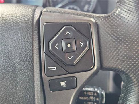 Used 2021 Toyota Tacoma TRD Sport image 12