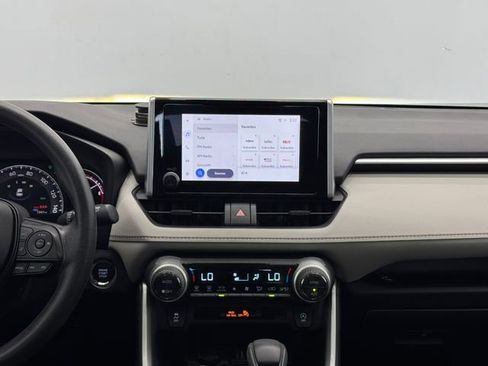 Used 2025 Toyota RAV4 XLE w/ Convenience Package image 4