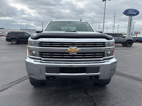 Used 2015 Chevrolet Silverado 2500 LT AWD/4WD image 3