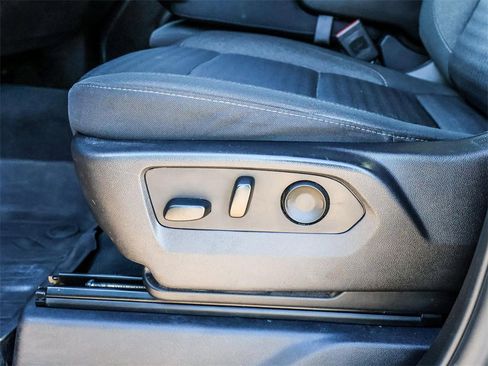 Used 2024 GMC Sierra 1500 Elevation image 23