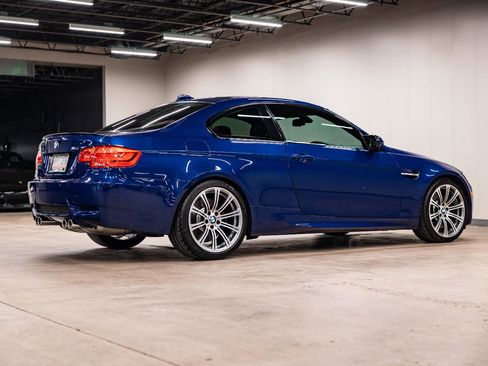 Used 2011 BMW M3 Coupe RWD image 34