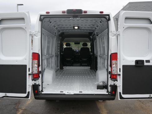 Used 2026 RAM ProMaster 3500 w/ Convenience Group image 33