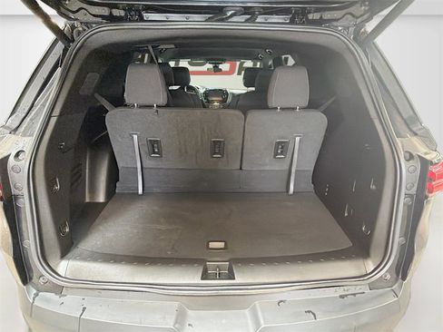 Used 2024 Chevrolet Traverse LT image 26