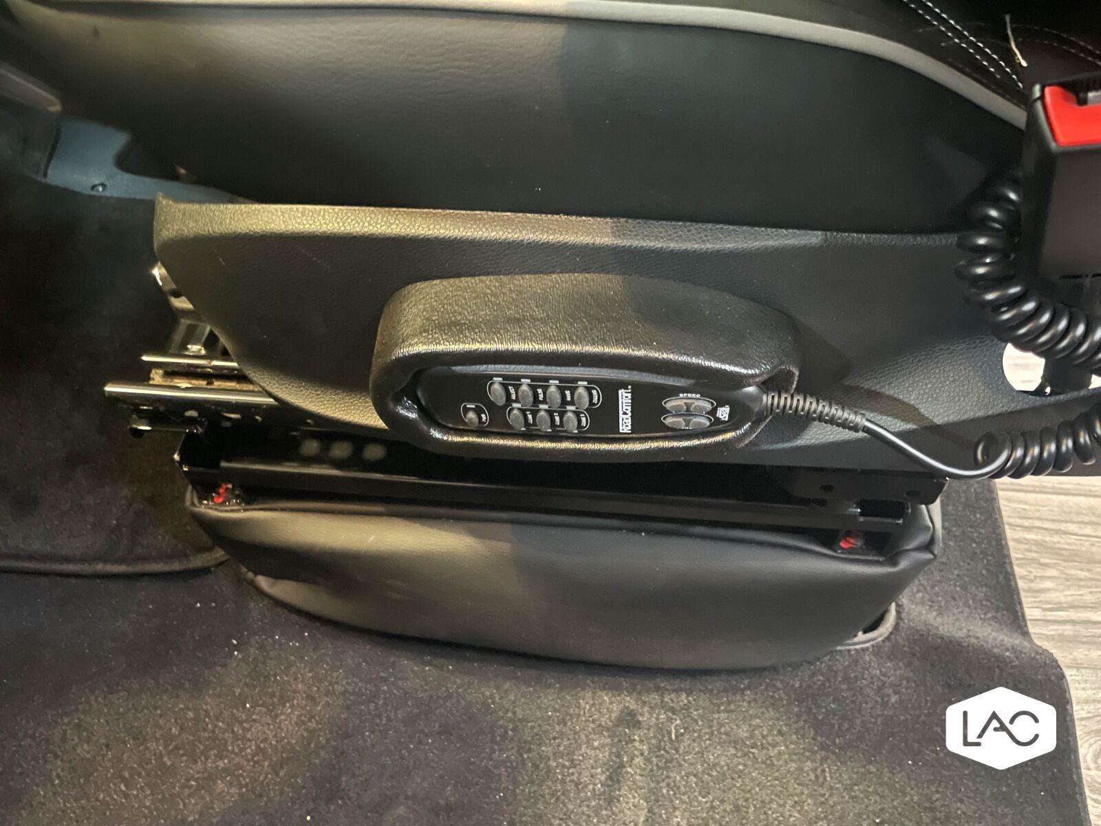 Used 2023 Mercedes-Benz Sprinter 2500 image 29