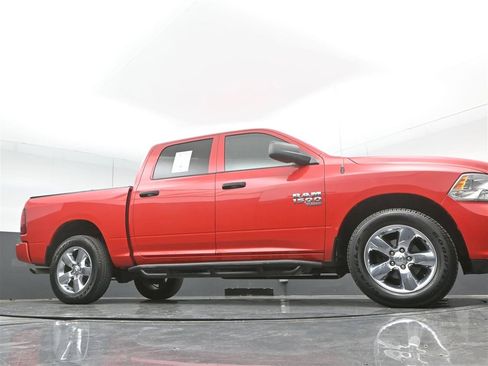 Used 2019 RAM 1500 Express w/ Express Value Package AWD/4WD image 31