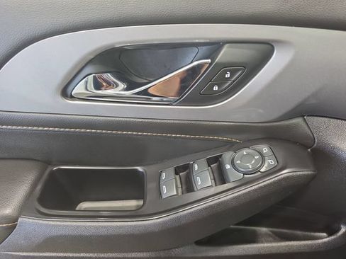 Used 2019 Chevrolet Traverse LT w/ LPO, Floor Liner Package AWD/4WD image 29