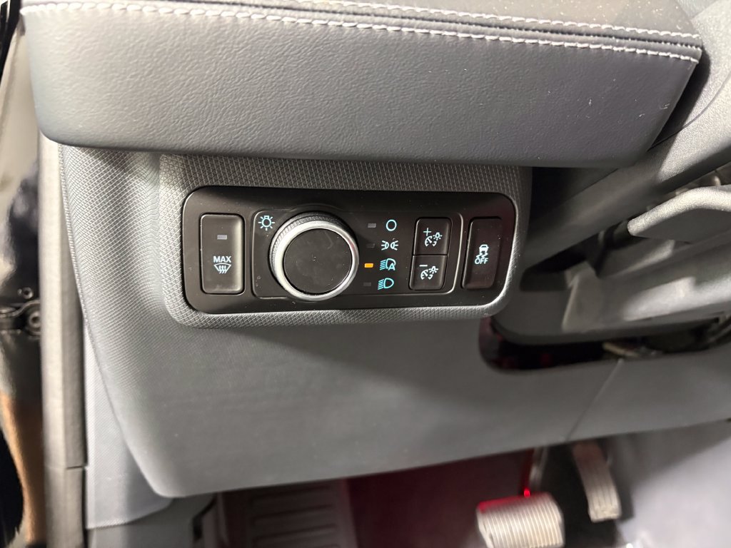 Used 2026 Ford Mustang Mach-E Premium AWD/4WD image 14