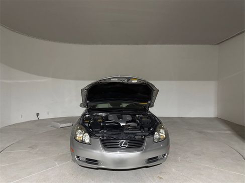 Used 2008 Lexus SC 430 Convertible image 13