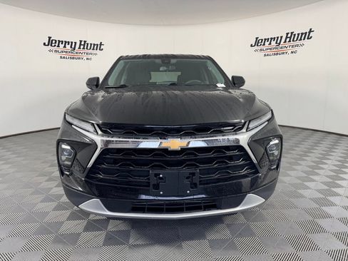 Used 2024 Chevrolet Blazer LT FWD image 5