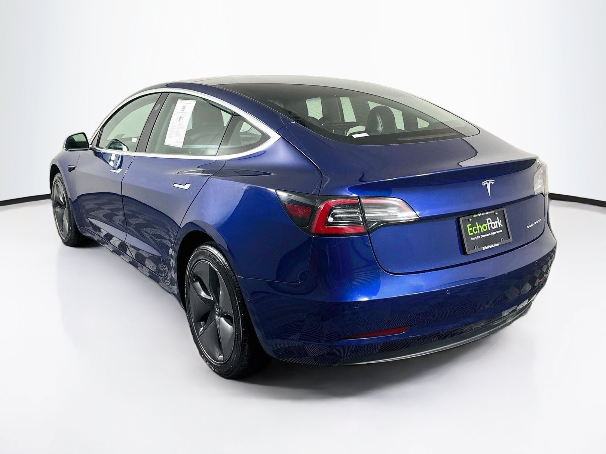 Used 2019 Tesla Model 3 Standard Range RWD image 5