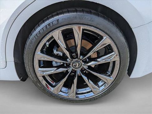 Certified 2022 Lexus IS 350 F Sport image 24