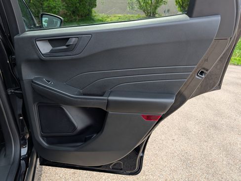 Used 2023 Ford Escape Active w/ Cold Weather Package image 38