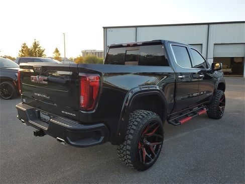 Used 2023 GMC Sierra 1500 Denali w/ Technology Package image 4