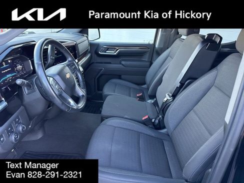 Used 2023 Chevrolet Silverado 1500 LT AWD/4WD image 21