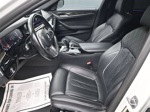 Used 2023 BMW M550i xDrive AWD/4WD image 15