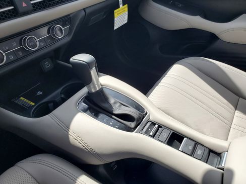 New 2026 Honda HR-V EX-L image 24