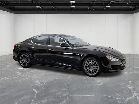 Used 2020 Maserati Ghibli S Q4 image 2