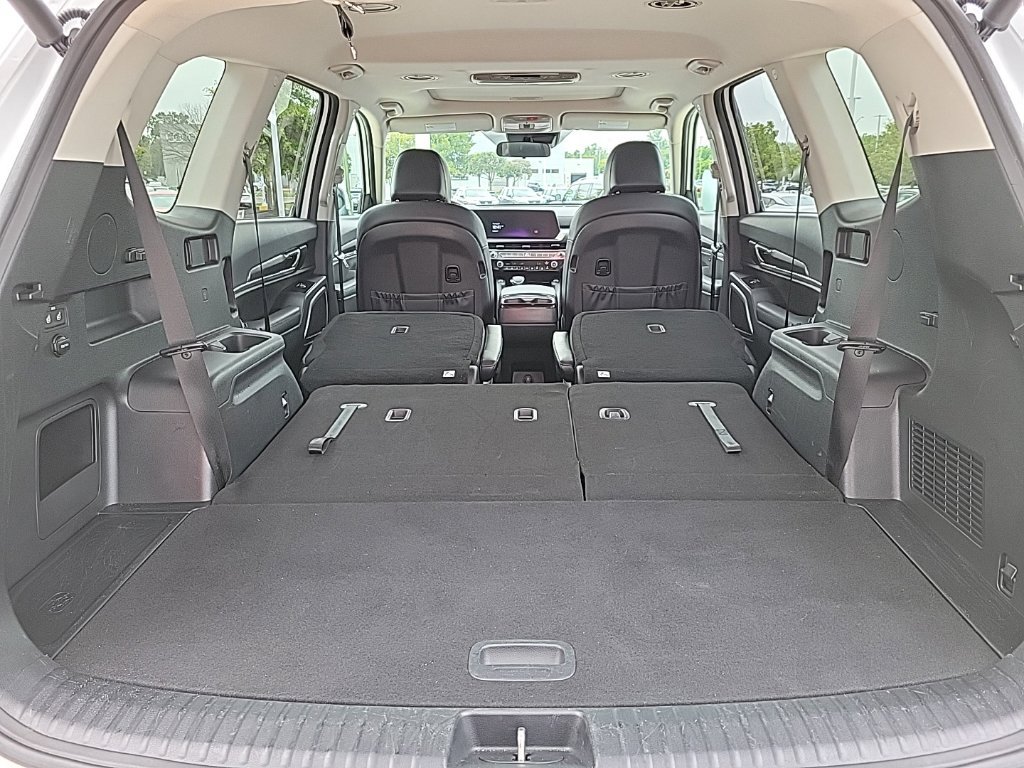 Used 2025 Kia Telluride S AWD/4WD image 19