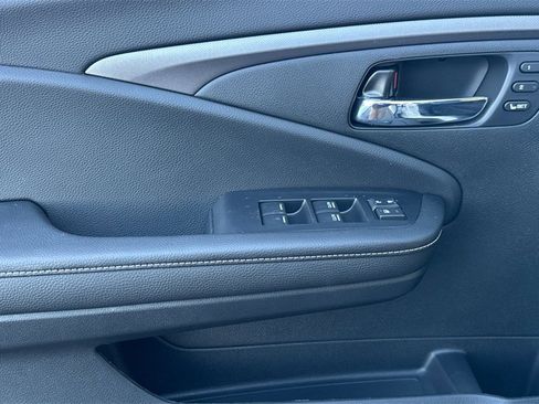 New 2025 Honda Ridgeline RTL image 11