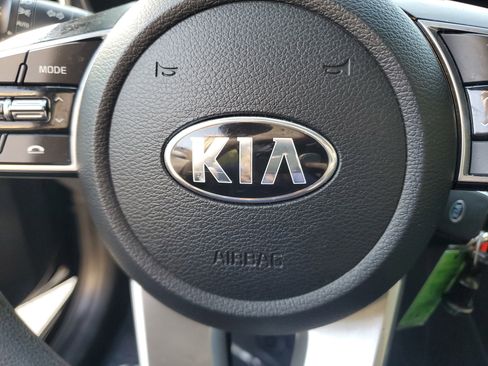 Used 2021 Kia Forte LXS image 30