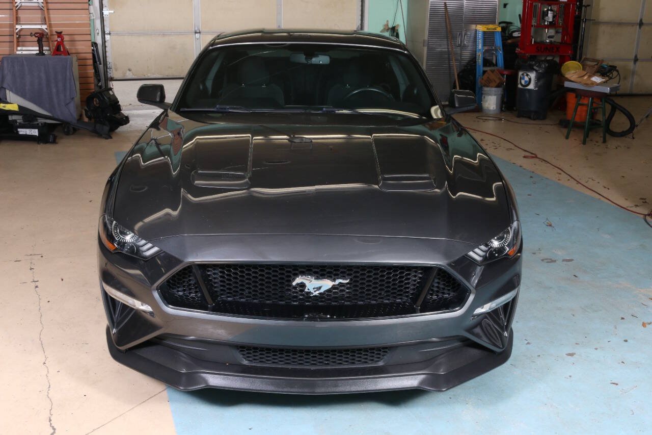 Used 2018 Ford Mustang GT w/ GT Performance Package RWD image 5