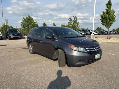 Used 2017 Honda Odyssey EX-L image 12