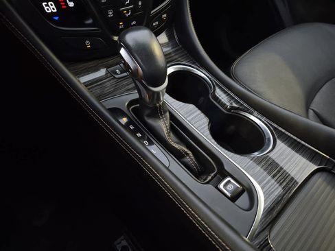 Used 2017 Buick Envision Essence image 28