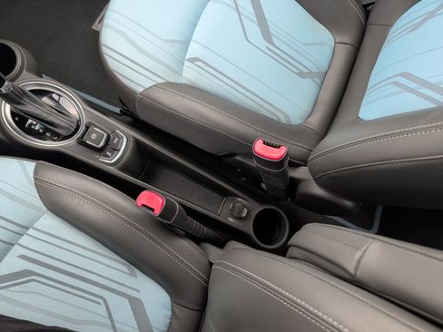 Used 2015 Chevrolet Spark LT image 16