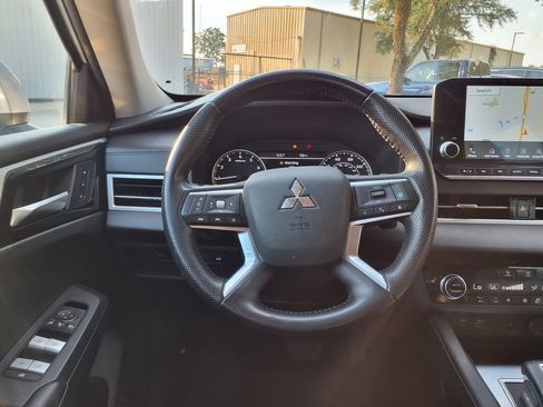 Used 2022 Mitsubishi Outlander SEL AWD/4WD image 16