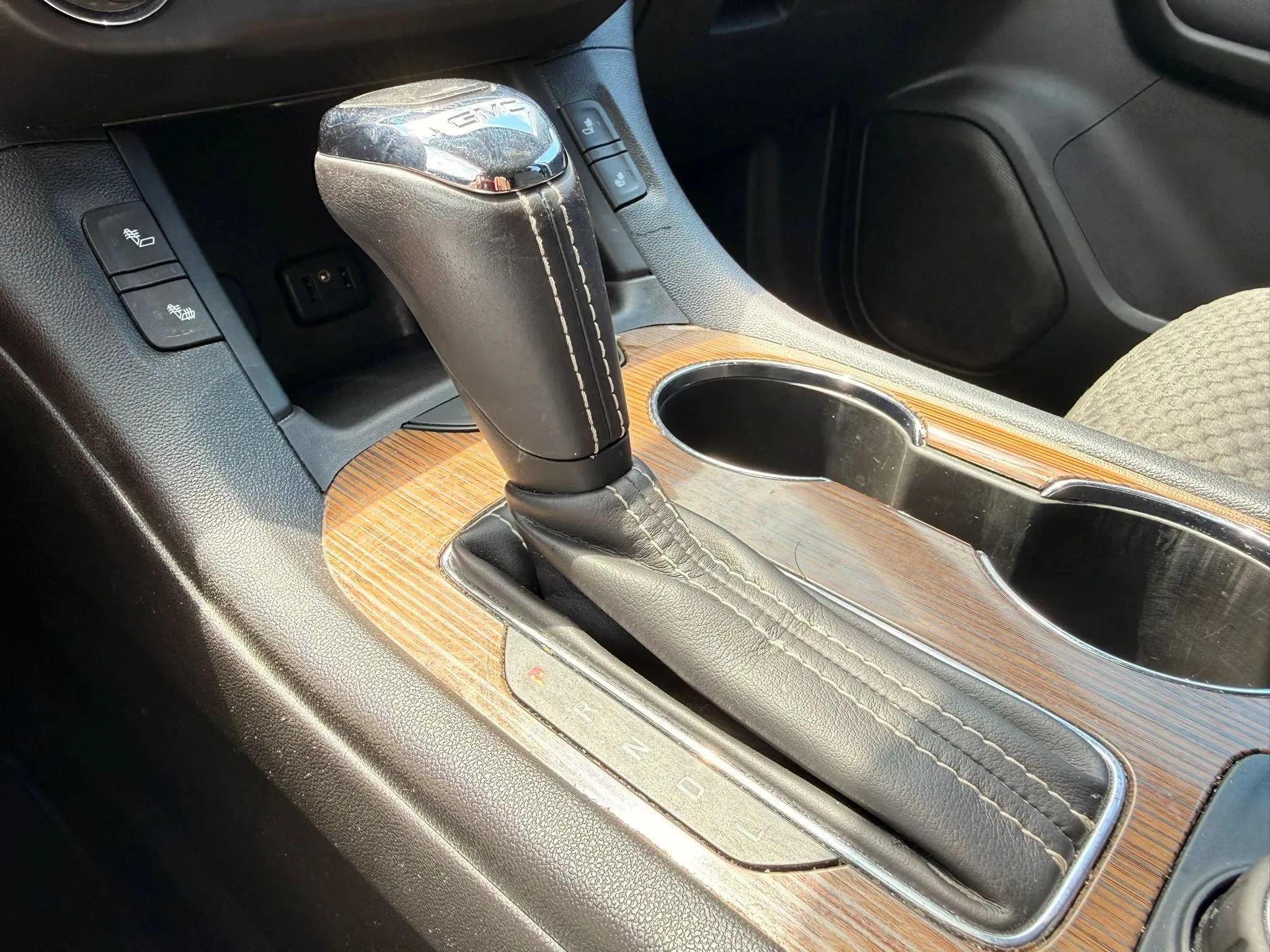 Used 2019 GMC Acadia SLE AWD/4WD image 29