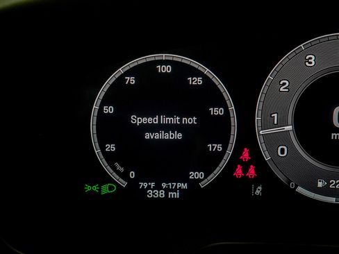 Used 2025 Porsche 911 Carrera image 33