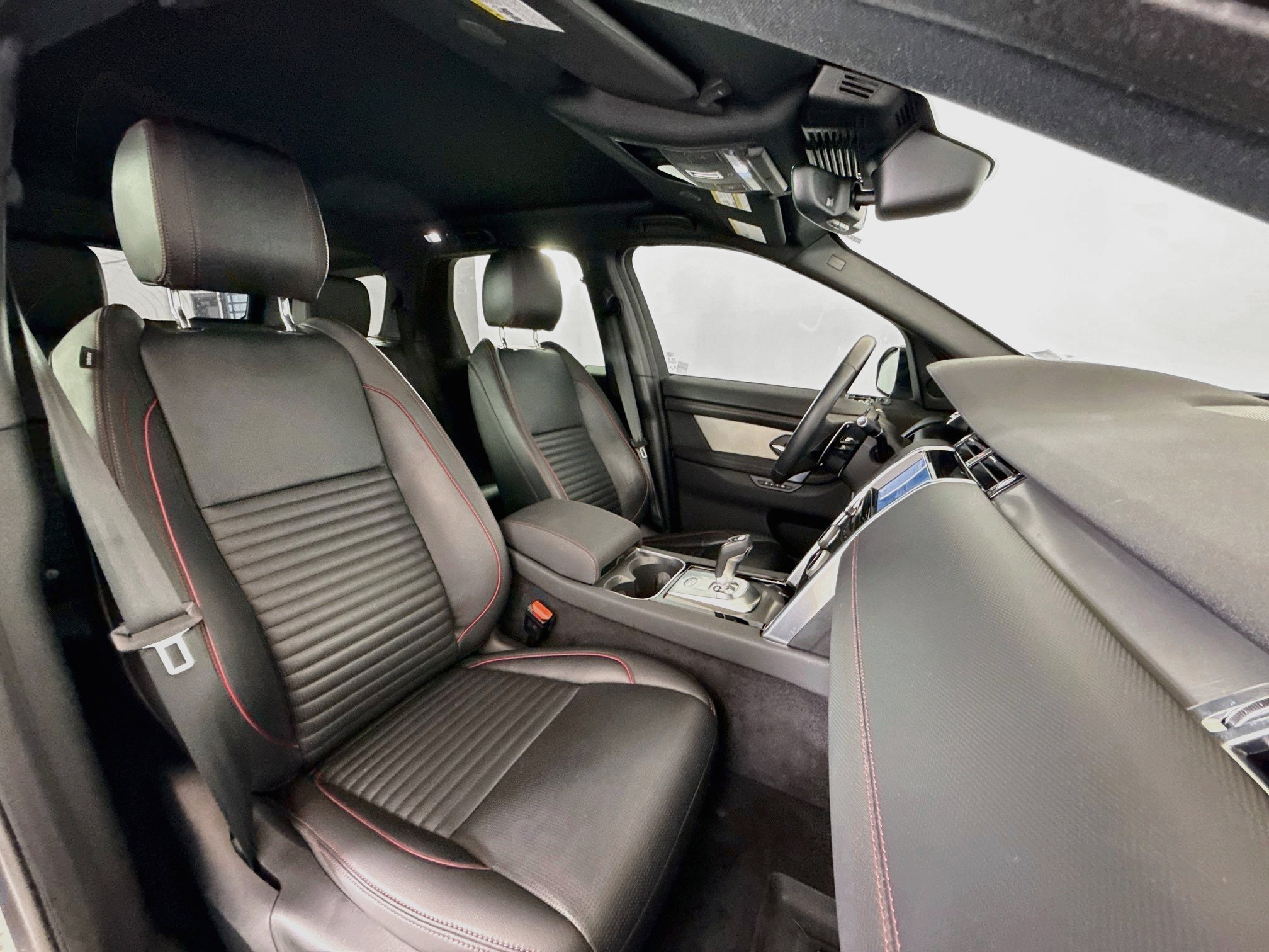 Used 2023 Land Rover Discovery Sport SE R-Dynamic AWD/4WD image 27